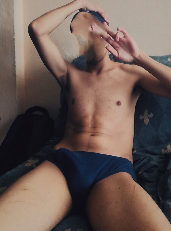 Next Image >>