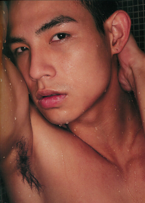 Next Image >>