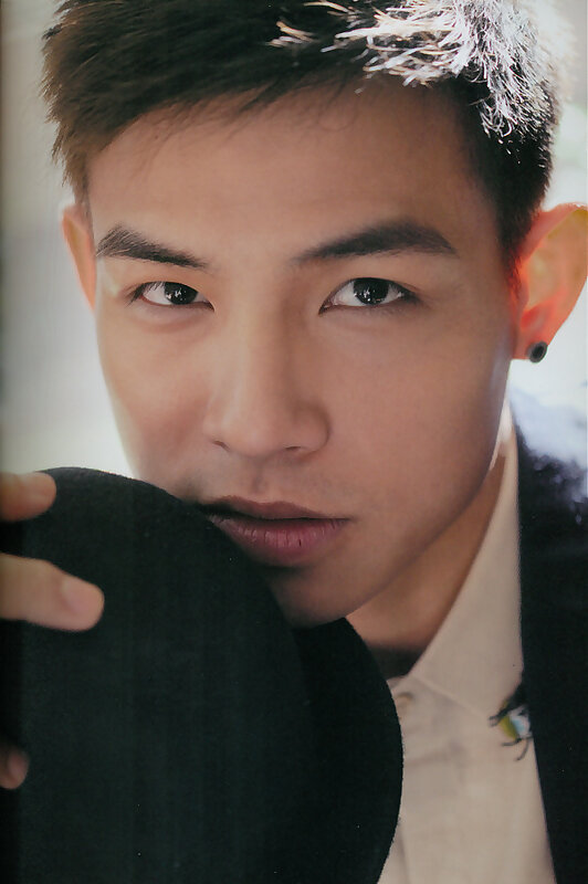 Next Image >>
