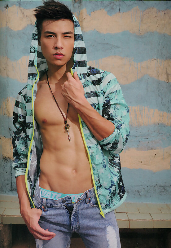 Next Image >>