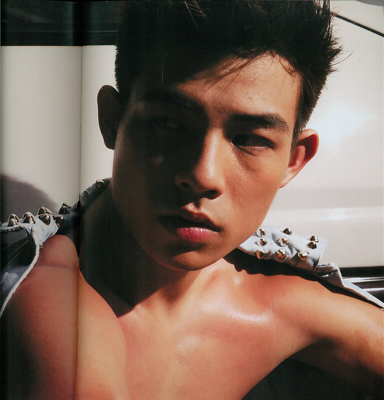Next Image >>
