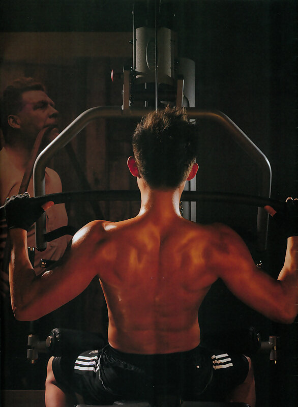 Next Image >>
