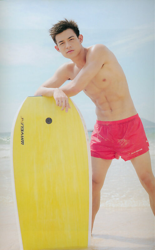 Next Image >>