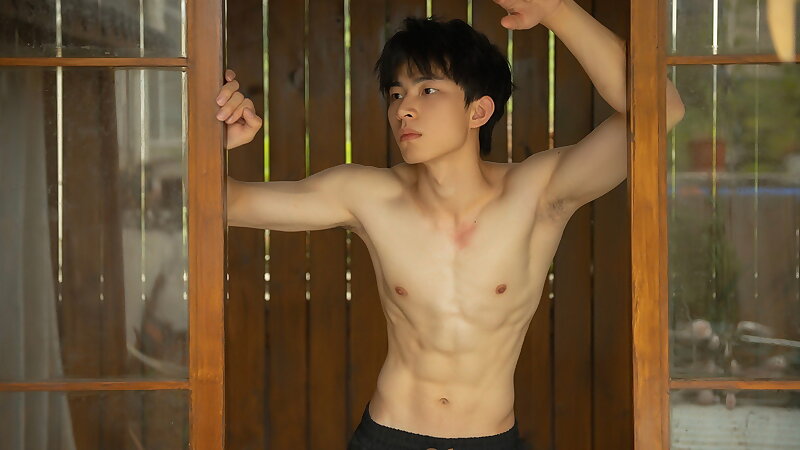 Next Image >>