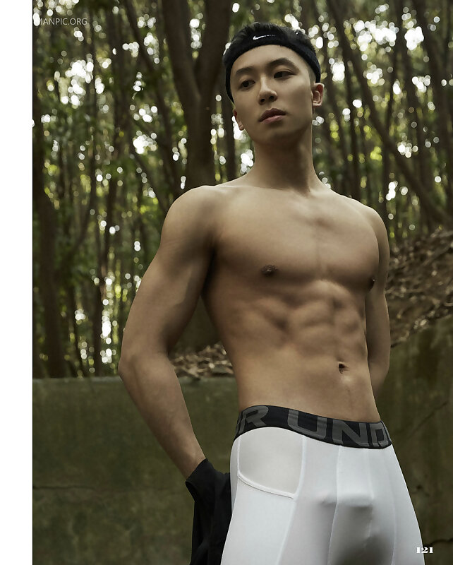 Next Image >>