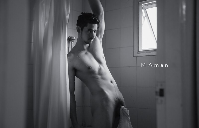 Next Image >>