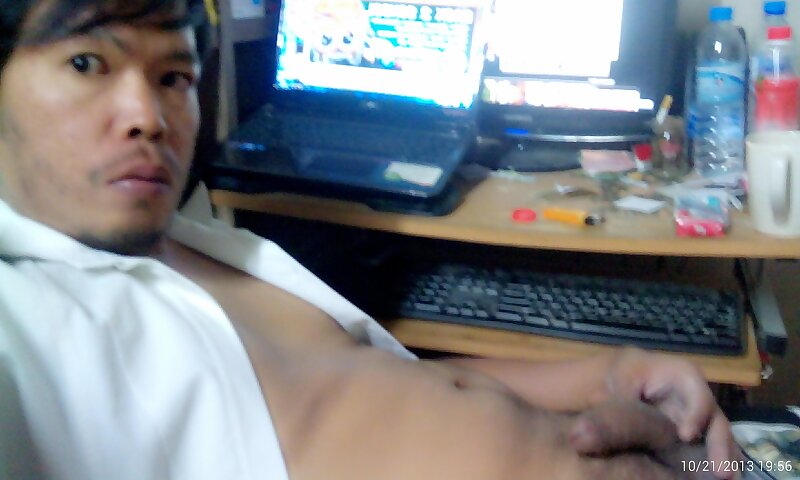 Next Image >>