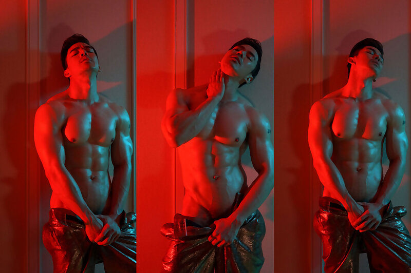 Next Image >>