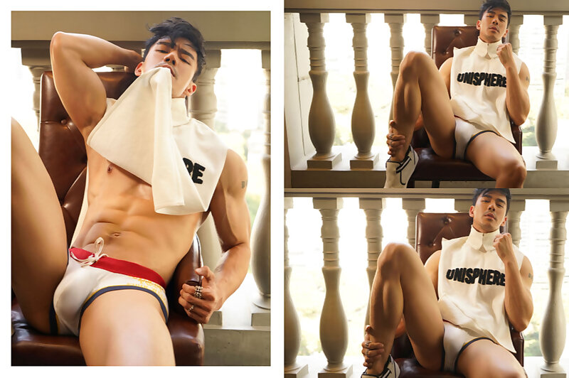 Next Image >>