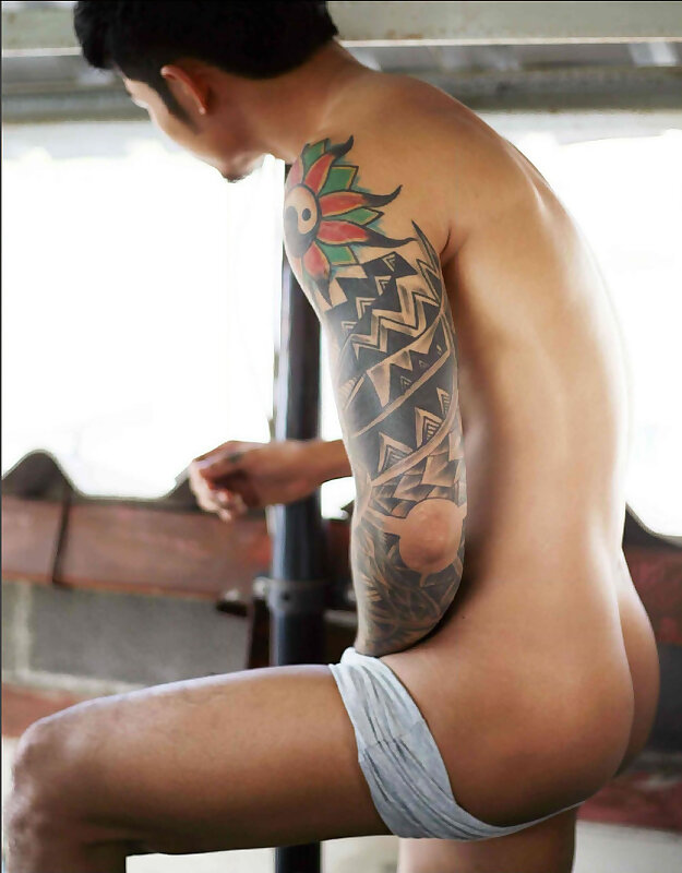 Next Image >>