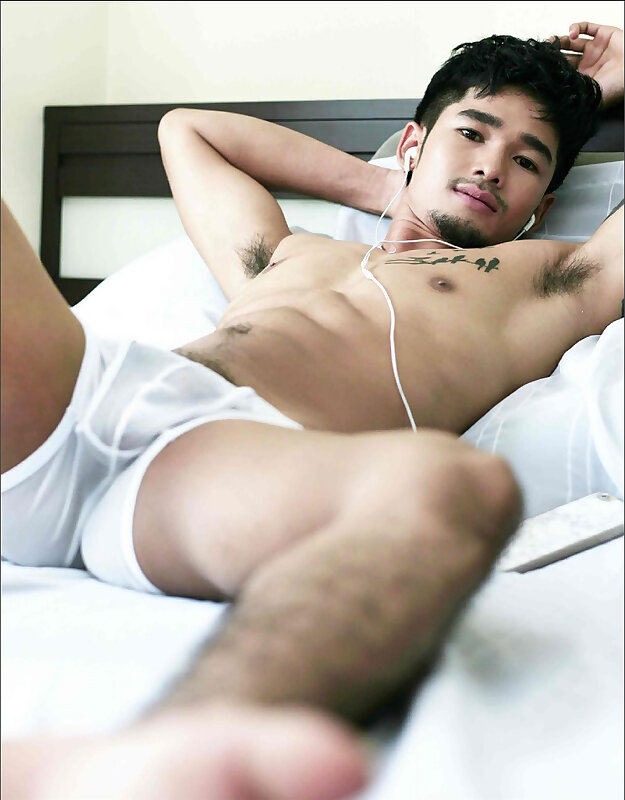 Next Image >>