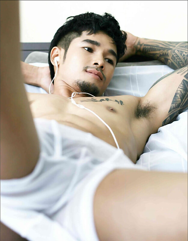 Next Image >>