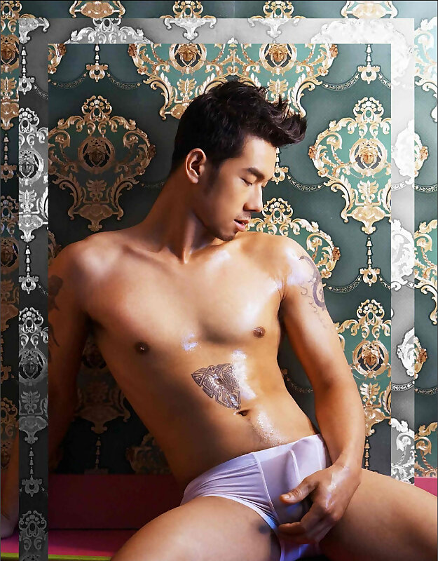 Next Image >>