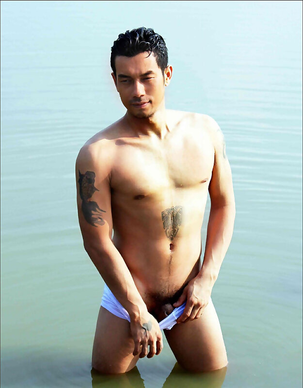 Next Image >>