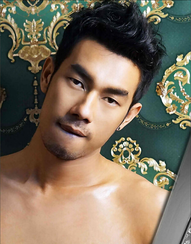 Next Image >>