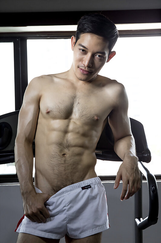 Next Image >>