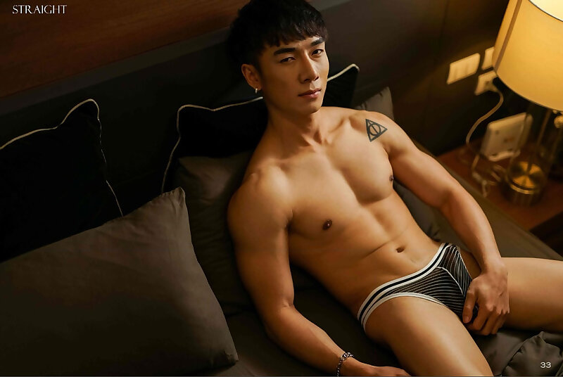 Next Image >>