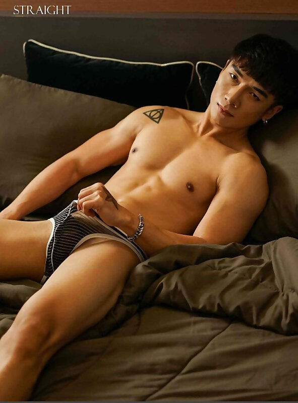 Next Image >>