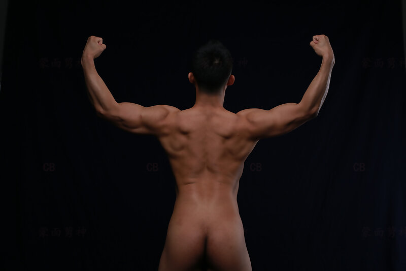 Next Image >>