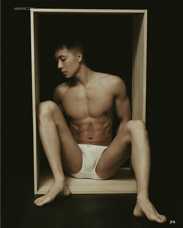 Next Image >>