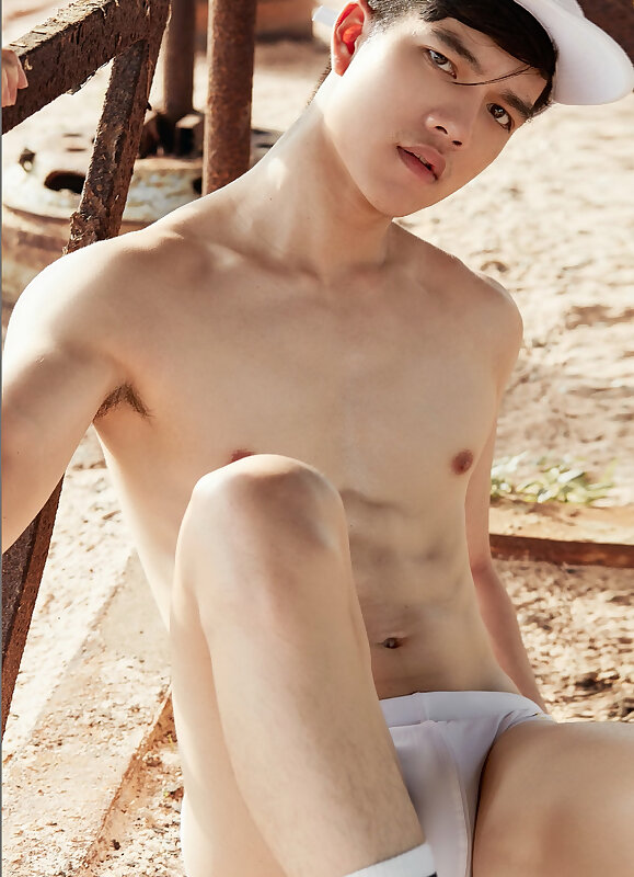 Next Image >>