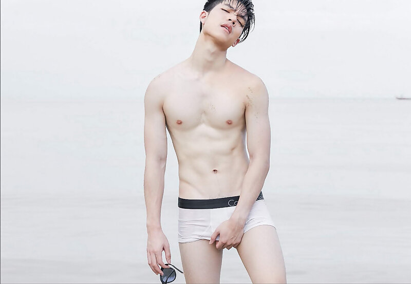Next Image >>