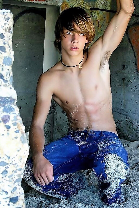Next Image >>