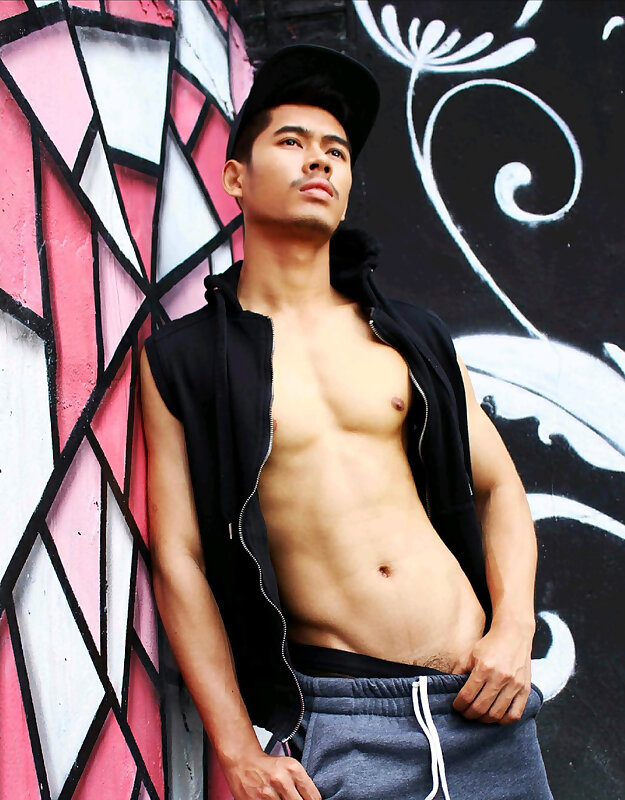 Next Image >>
