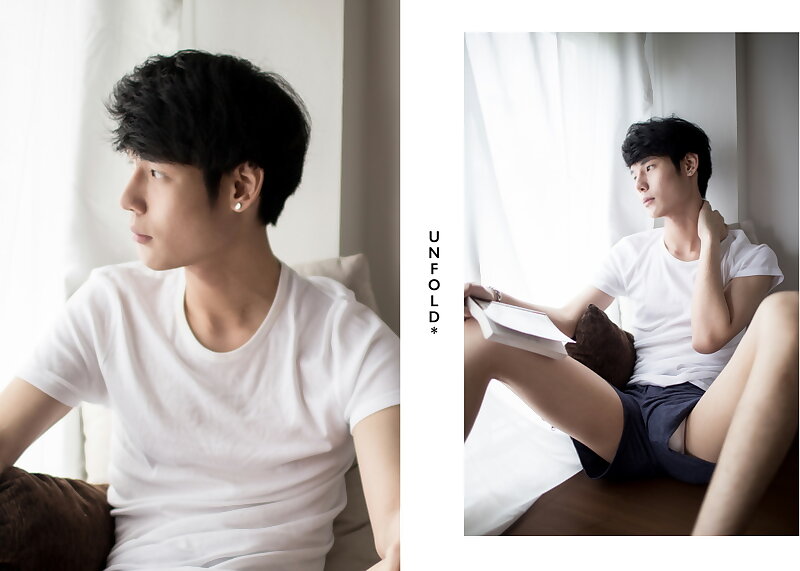 Next Image >>