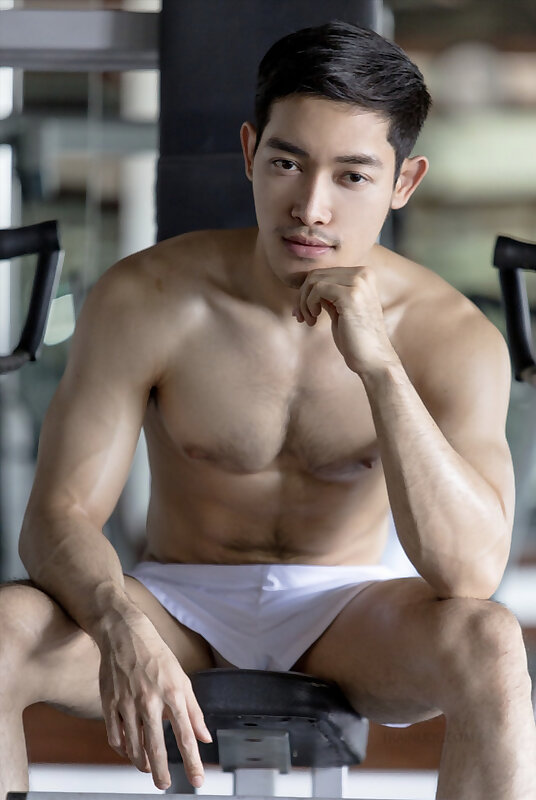 Next Image >>