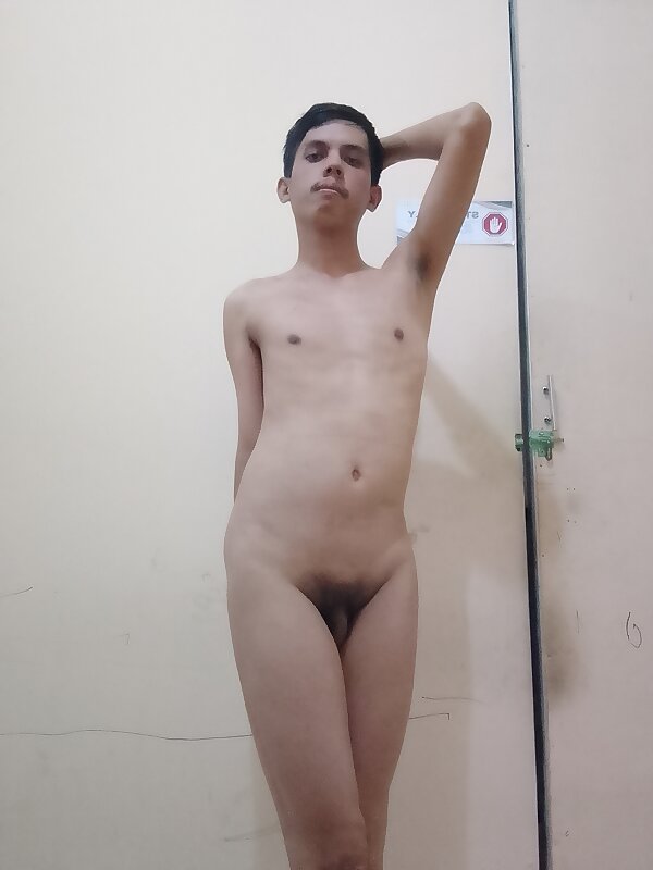 Next Image >>