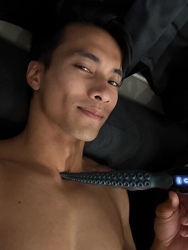 Next Image >>