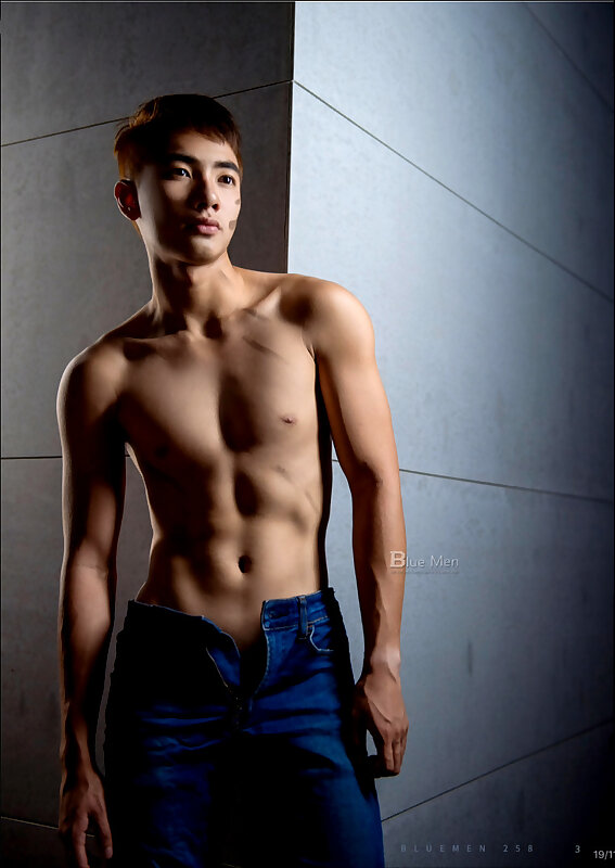 Next Image >>