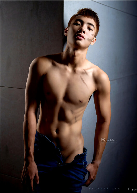 Next Image >>