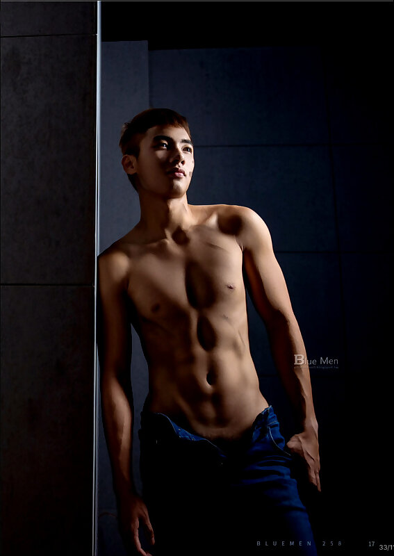 Next Image >>