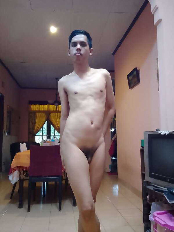 Next Image >>