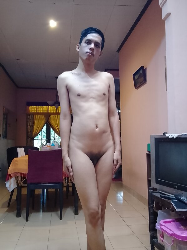 Next Image >>