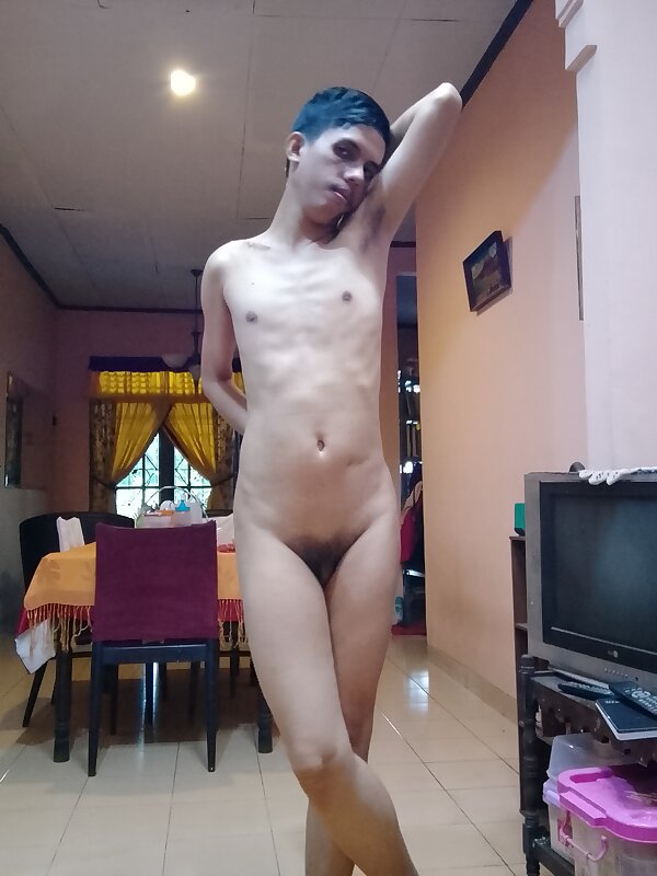 Next Image >>