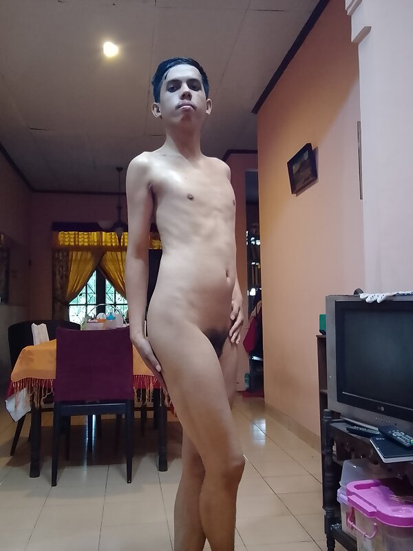 Next Image >>