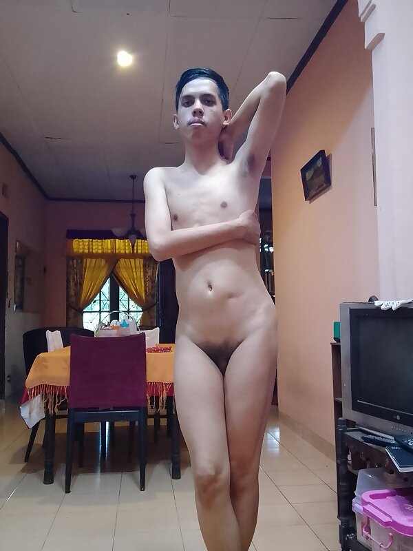 Next Image >>