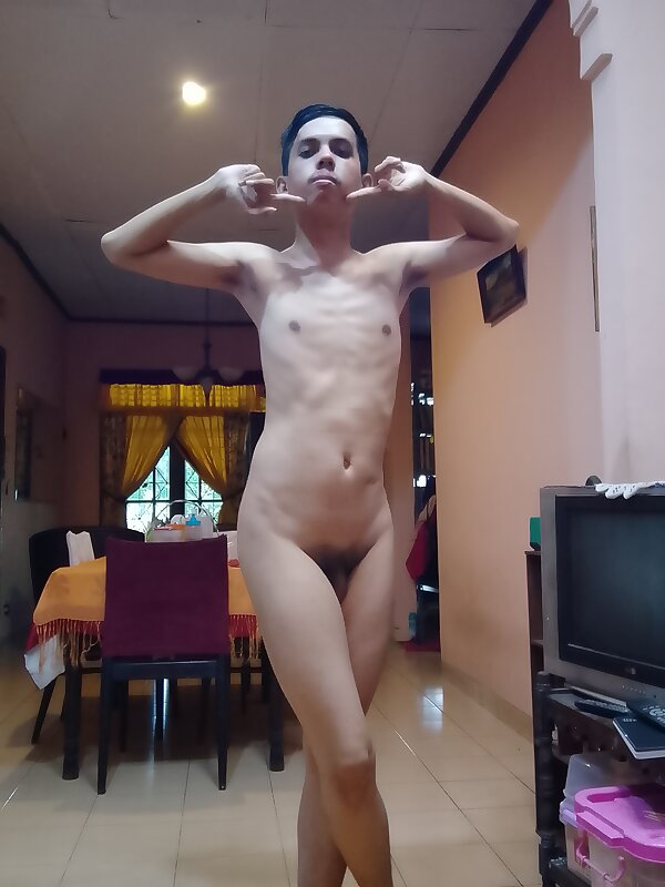 Next Image >>