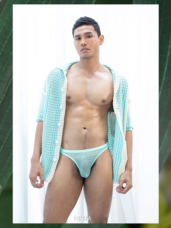 Next Image >>