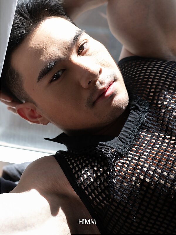 Next Image >>