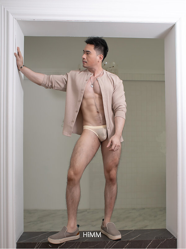Next Image >>