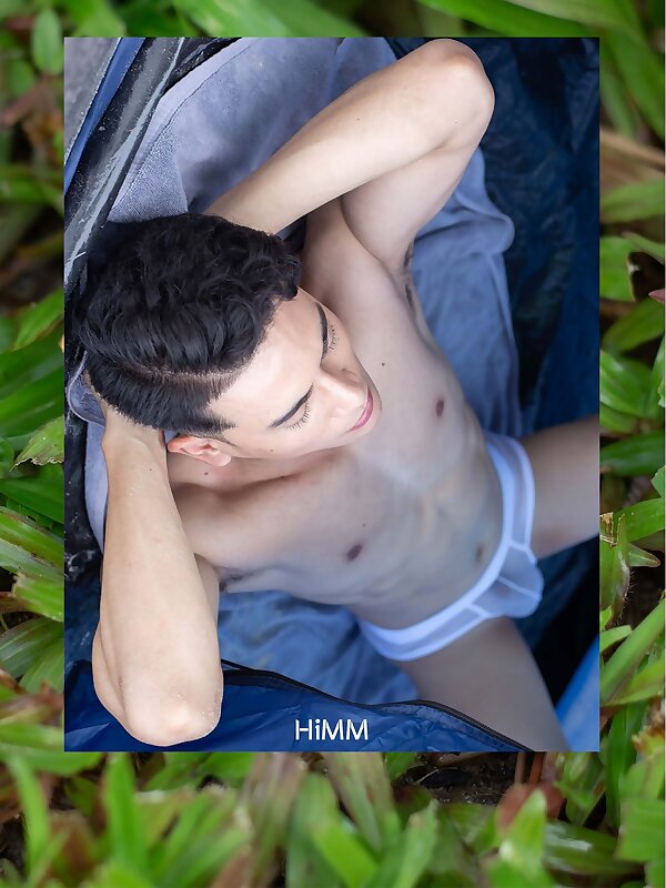 Next Image >>