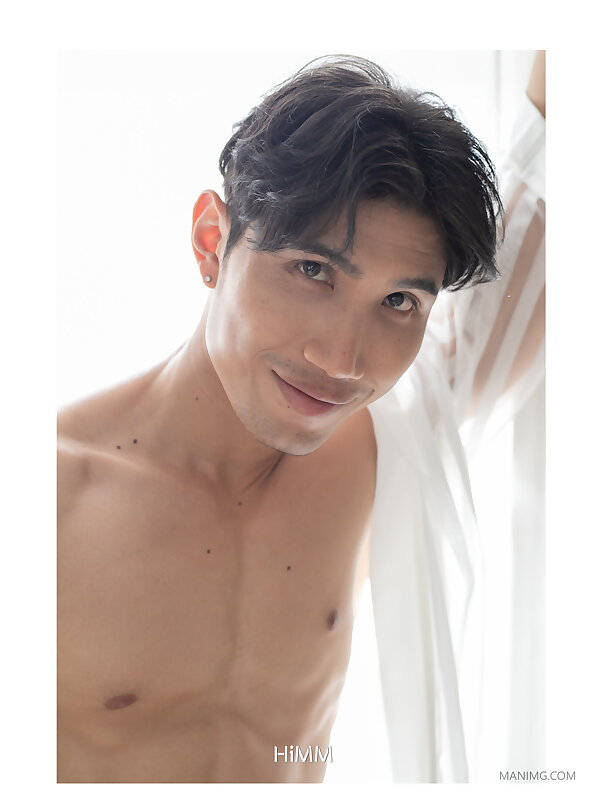 Next Image >>