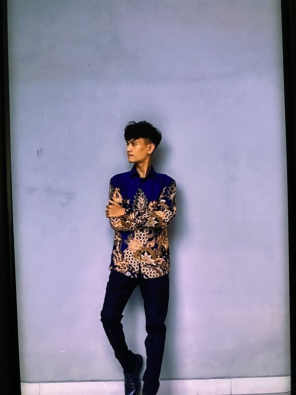 Next Image >>