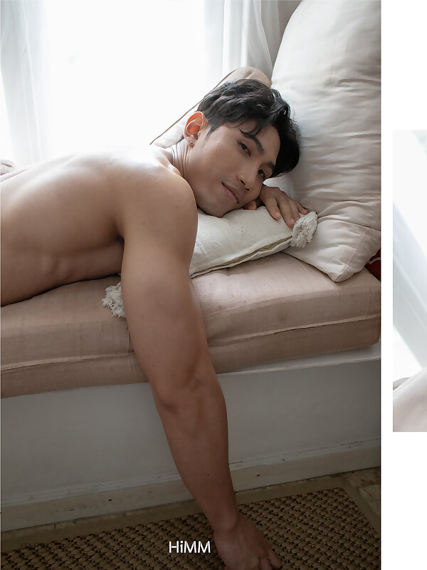 Next Image >>