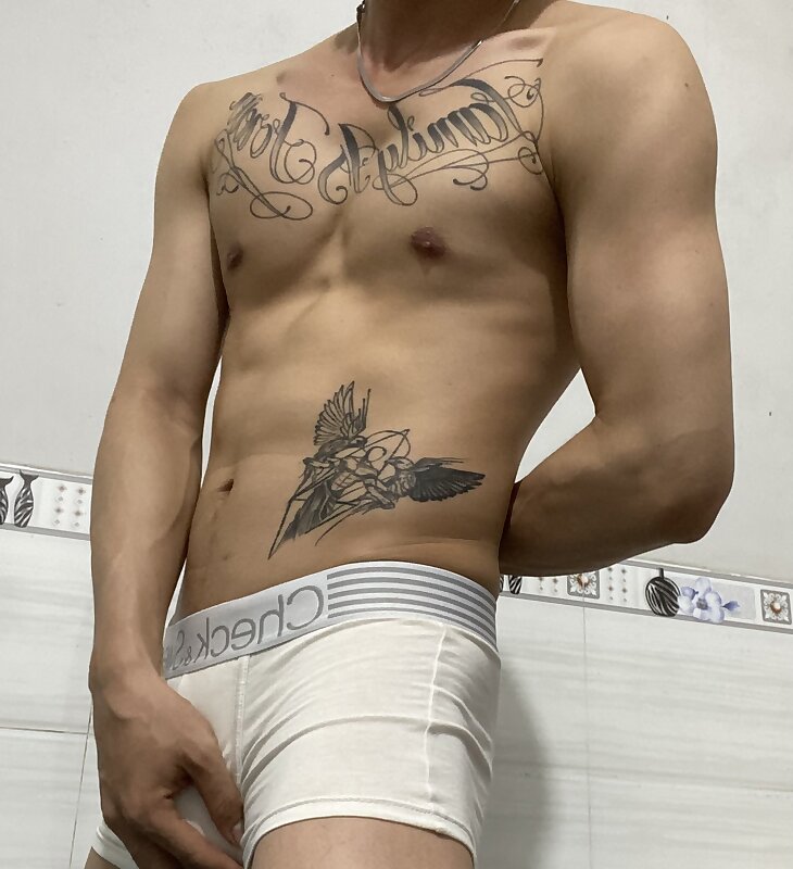 Next Image >>