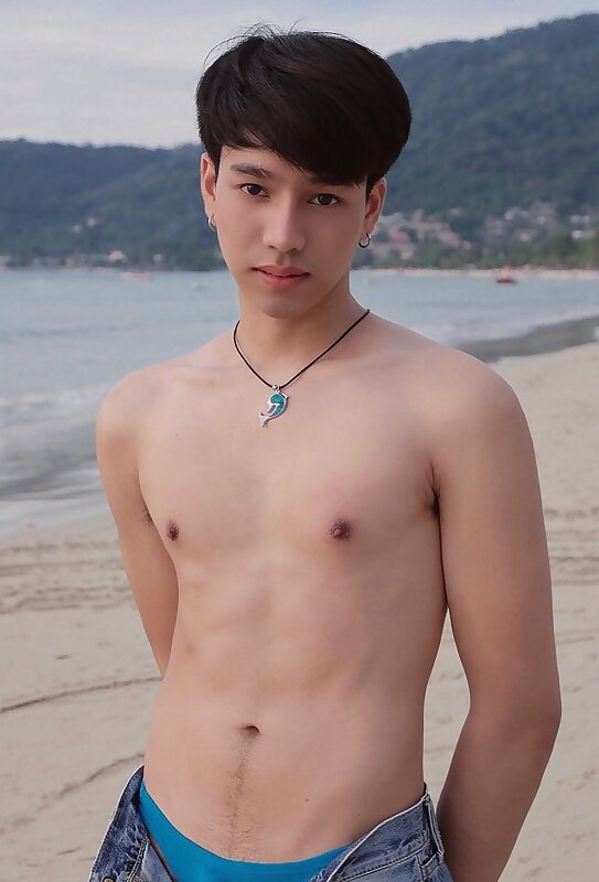 Next Image >>